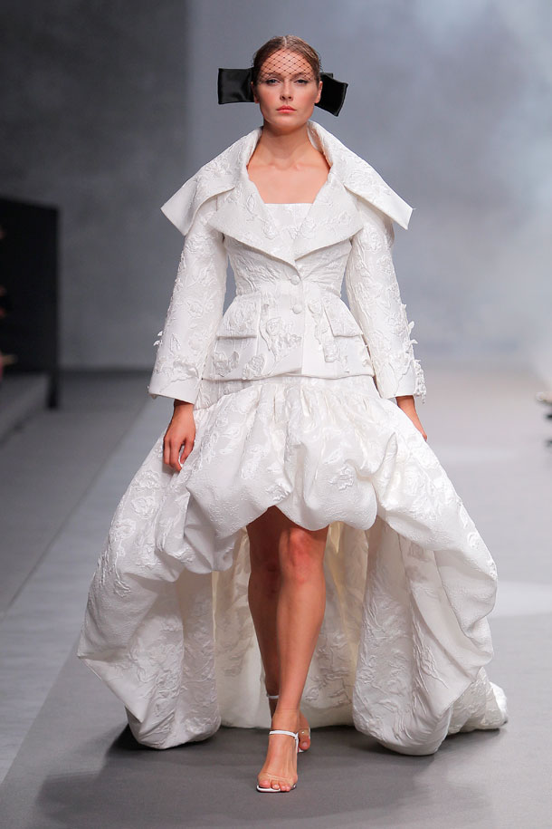 ilovebrides.pt Isabel Sanchis Coleção 2020 Vestidos de Noiva